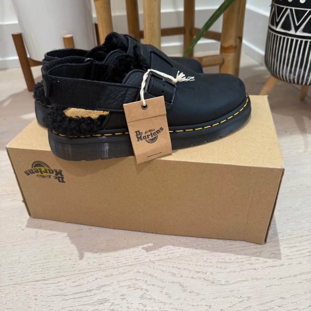 Dr. Martens Black Jorge2 with Shearling lining, Yellow Stitching. NWT